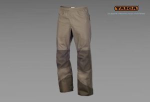 Spodnie przeciwdeszczowe CRWC firmy TAIGA